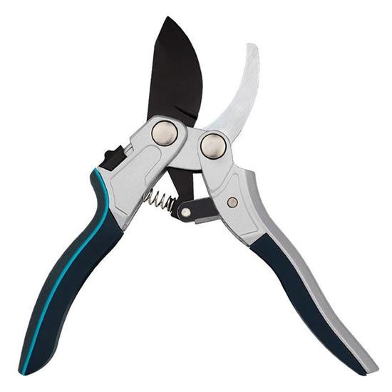 Branch cutting bypass clippers